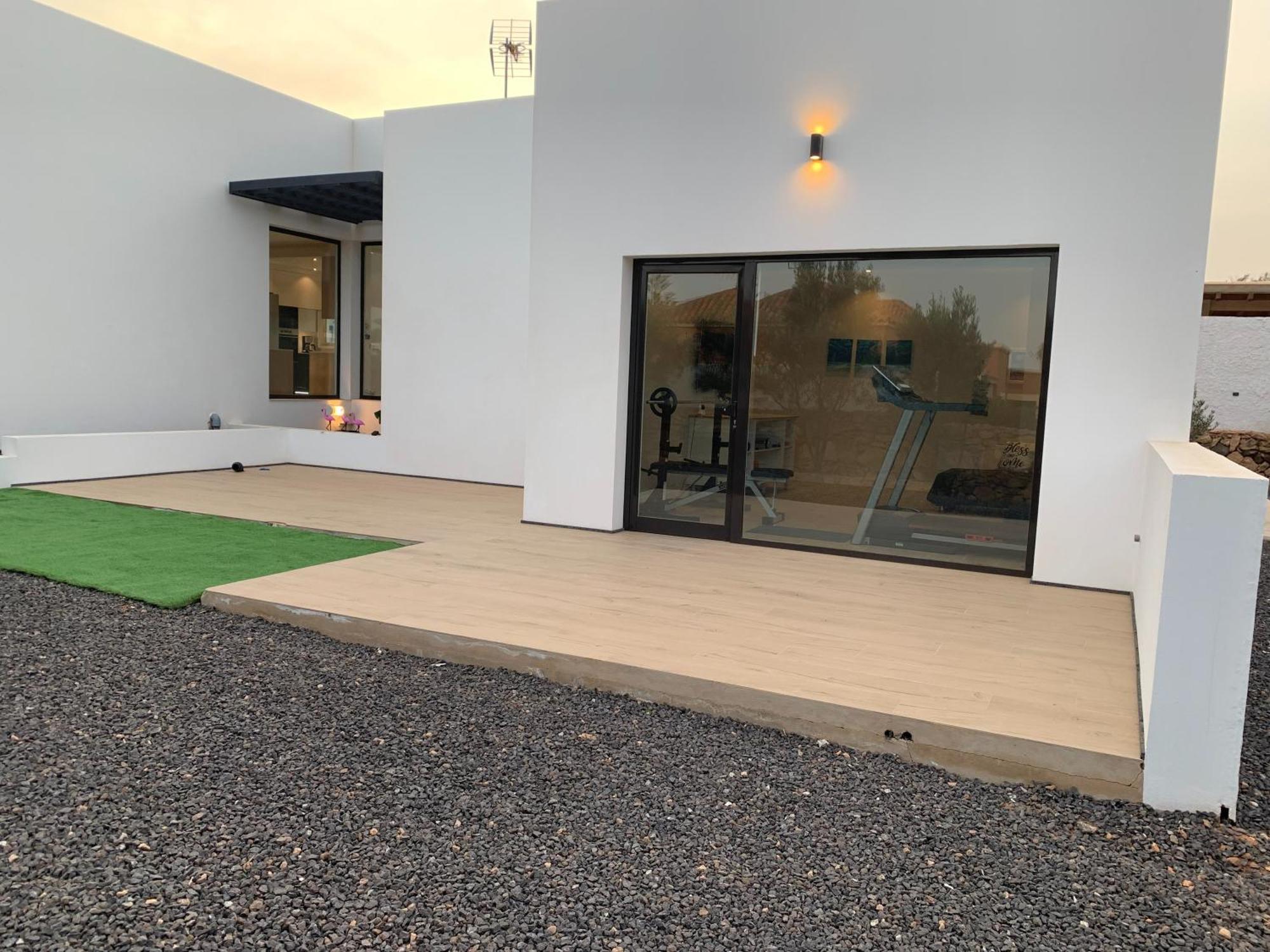 Laian Villa Triquivijate Exterior foto