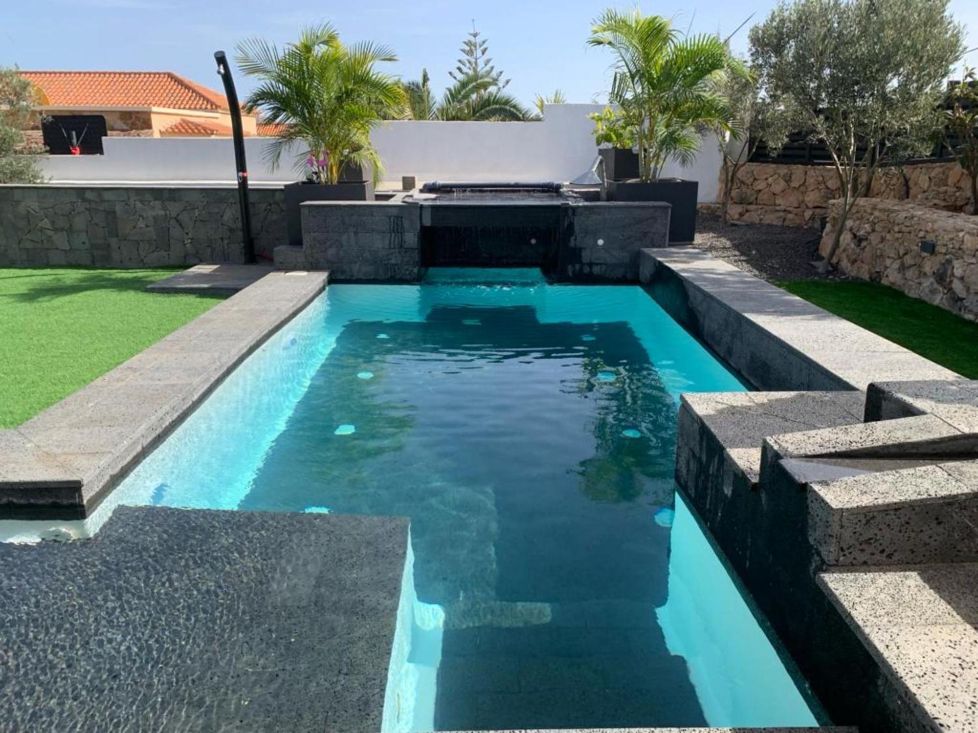Laian Villa Triquivijate Exterior foto